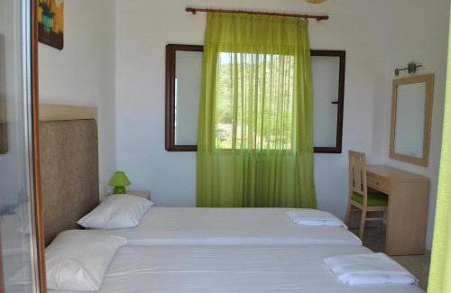 Milatos Beach Apartment | Antigoni Apartments 'Olive Room'