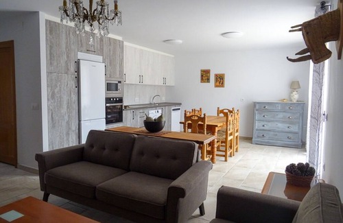 Santa Maria la Real de Nieva Cottage | Antigua Casa Segoviana a 35 km de Segovia Ciudad Patrimonio de la Humanidad