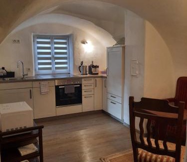 Hilpoltstein Apartment | Antikperle mit Komfort