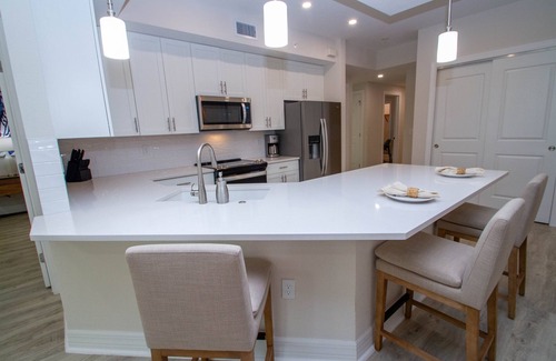 Naples Condo | Antilles Coach Home by Marco Island
