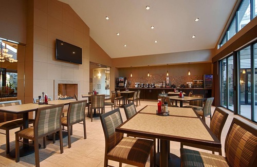 Antioch Hotel | Antioch Inn & Suites Near Gurnee