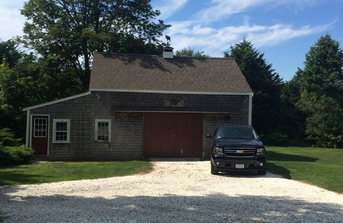 North Falmouth House | Antique 3-bedroom house with WiFi and A/C in quaint North Falmouth.