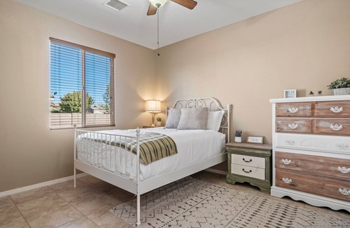 Sierra Vista House | 🐦🌵 Antique Style, 1938 sqft Beautiful House near by CanyonVista Medical Center