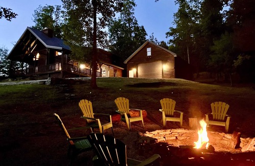 Campton Cabin | Antler Ridge Retreat- New- RRG!
