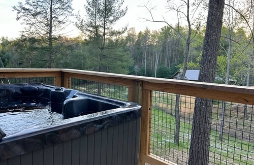 Campton Cabin | Antler Ridge Retreat- New- RRG!