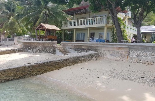 Oslob Resort | Anton's Beach Resort