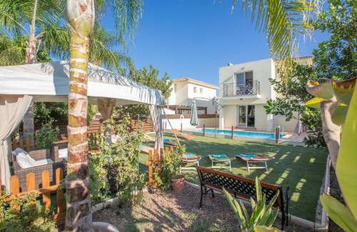 Pernera Villa | Antonia Villa