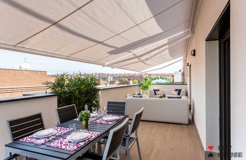 Atocha Apartment | Antonio Lopez XVII apartment in Madrid