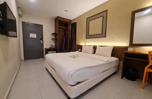 Kampung Bintong Hotel | Ants Hotel