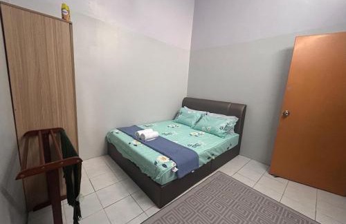 Teluk Intan House | Anuarosi Homestay Taman Melor, Teluk Intan