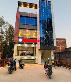 Salon Hotel | Anusthan Hotel