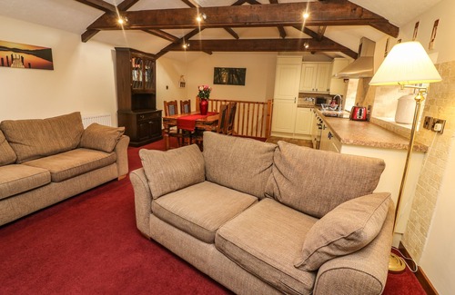 Bainbridge Cottage | ANVIL BARN, pet friendly, character holiday cottage in Bainbridge