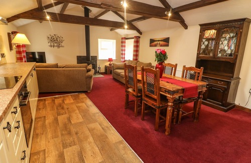 Bainbridge Cottage | ANVIL BARN, pet friendly, character holiday cottage in Bainbridge