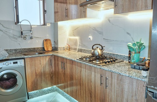 Taddart Apartment | Anza Beach View Apartment
