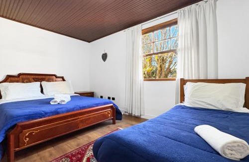 Campos do Jordao House | Ao lado do Parque Capivari - WiFi - 1 quarto - Garagem