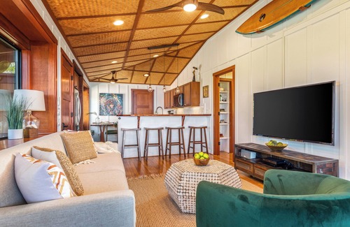 Honalo House | 🌺 Aolani Coffee Cottage | Private Hot Tub + Ocean Views AC