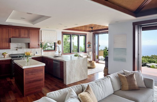 Honalo House | Aolani House+ Cottage | #1 AirBnb on Big Island | Condé Nast