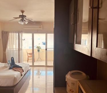 Khlong Nung Apartment | Aomsin Premium Hotel Suit Near Shoping Malls