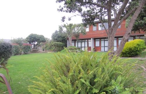 Porirua Hotel | Aotea Lodge Porirua