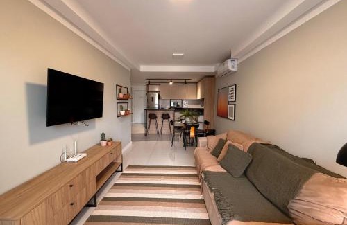 Jurere Apartment | Apê Cactos| Jurerê| 230m do mar| 2 suítes| Garagem