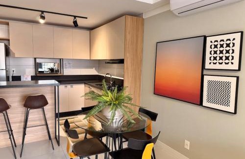 Jurere Apartment | Apê Cactos| Jurerê| 230m do mar| 2 suítes| Garagem