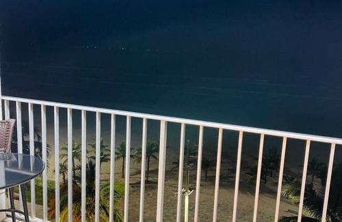 Vila Balnearia Apartment | Apê Pé na Areia - Praia Grande, SP Vista ao Mar. Bairro Jardim Real