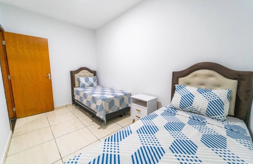 Vicente Pires Apartment | Ap C/suite ,wi-fi 500mb , Estacionamento, Elevador, Cozinha Completa , Jr Catito