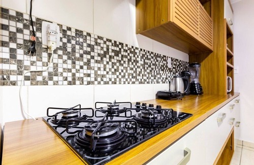 Vicente Pires House | Ap Com Suite ,wi-fi 500mb , Estacionamento, Elevador, Cozinha Completa , Jr Catito