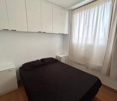 Londrina Apartment | Ap Completo vista para rua ArCond WiFi Piscina