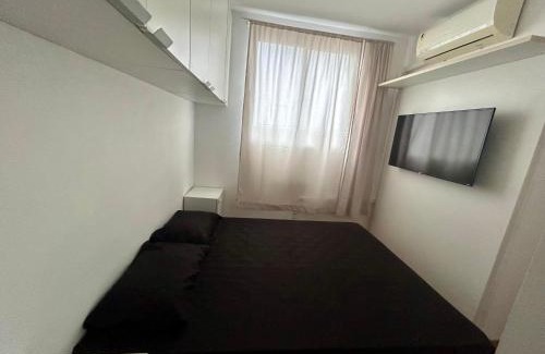 Londrina Apartment | Ap Completo vista para rua ArCond WiFi Piscina