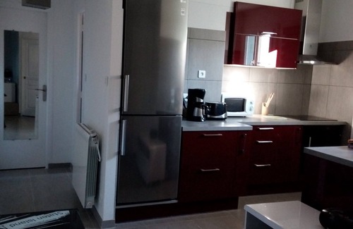 Montbolo Apartment | ap department very bright with aircon