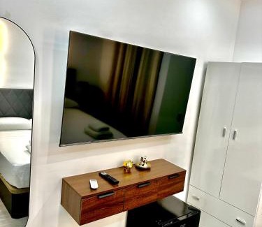 Almorox House | AP Rooms