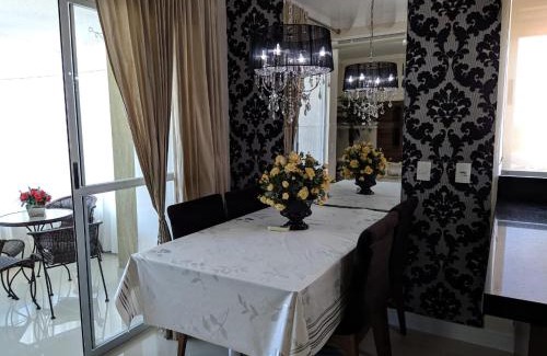 Castelo Branco Apartment | Ap Sob Medida, Ar Cond, Garagem, Próx praia, Mercados e Farmácias