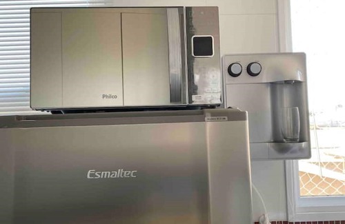 Pampulha Apartment | AP2: 300 megs of internet, with air, new.