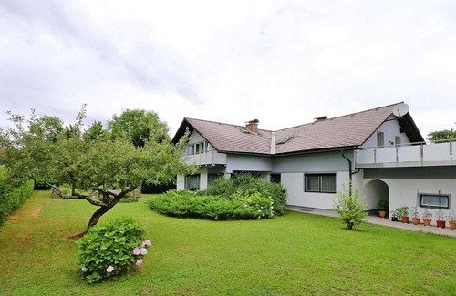 Seelach Apartment | Apartment in St. Kanzian by Klopeiner See
