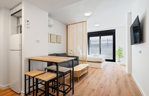 San Sebastian de los Reyes Apartment | apartamento reformado con garaje y piscina