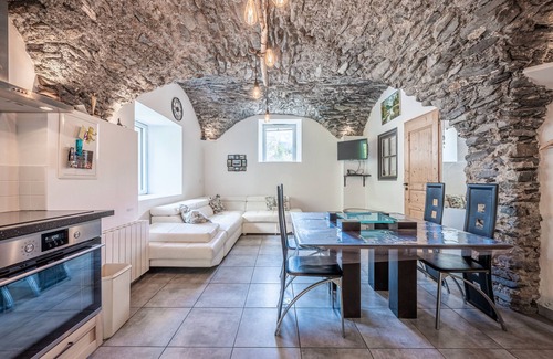 Saint-Colomban-des-Villards Apartment | Apartment 'Breizh Chalet - 6 Personnes' with Mountain View, Private Garden and Wi-Fi