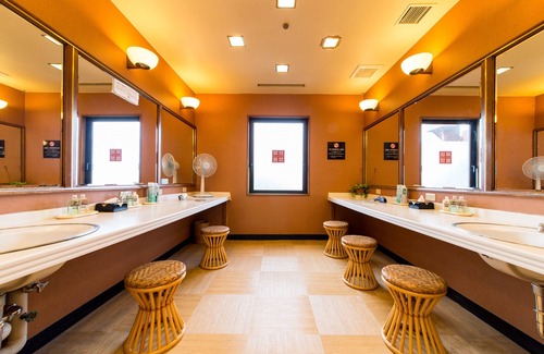Komatsu Hotel | Apa Hotel Komatsu Grand