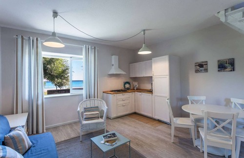 Santa Caterina Dello Ionio Marina House | Apartment in Calabria with Private Beach