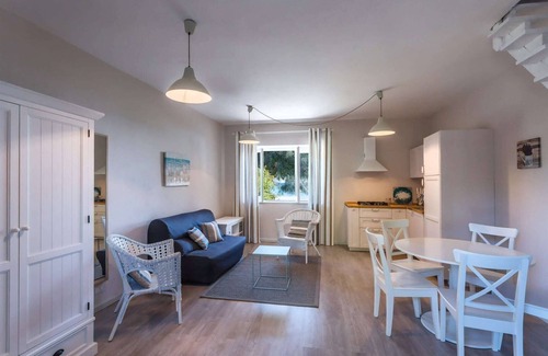 Santa Caterina Dello Ionio Marina House | Apartment in Calabria with Private Beach