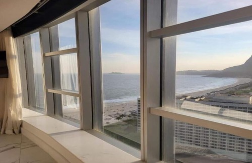 Sao Conrado Apartment | Apartamento Beira-mar no Hotel Nacional com Vista Para as Montanhas