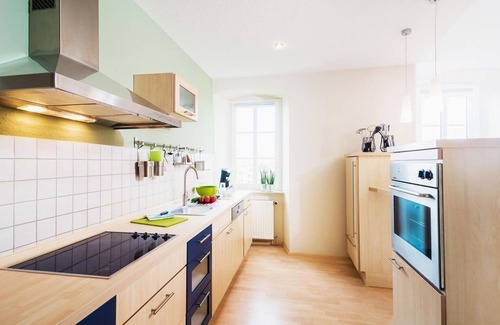 Mußbach Bed & Breakfast | Apartment/apartment, bath, WC, balcony - Weingut - Gästehaus Völcker