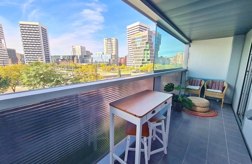 El Port Apartment | Apartment in front of Fira Gran Via