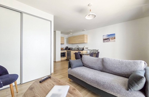 Saint-Gilles-Croix-de-Vie Apartment | Apartment-Apartment-Wet room-Terrace