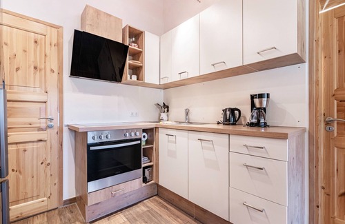 Augustusburg Apartment | Apartment 'Blockhaus - Ferienwohnung Sunset' with Shared Garden