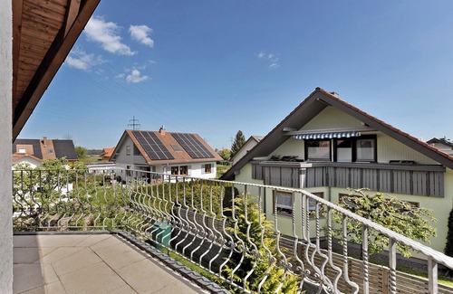 Koenigsfeld im Schwarzwald Apartment | Apartment 'Turmblick' with Balcony and Wi-Fi