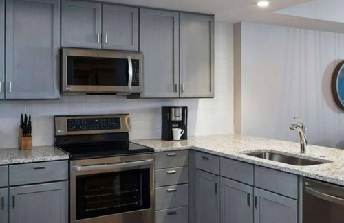 Myrtle Beach Apartment | Apart-Hotel In Myrtle Beach With Air Conditioner, Bedding/Linens, Other