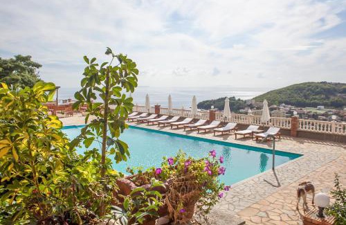 Himare Apartment | Apart-Hotel Llazari