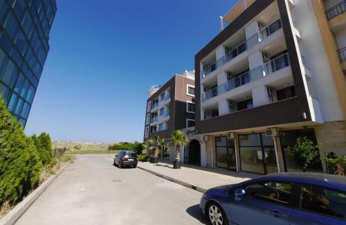 Primorsko Hotel | APART-HOTEL Stamopolu Lux с изглед към морето