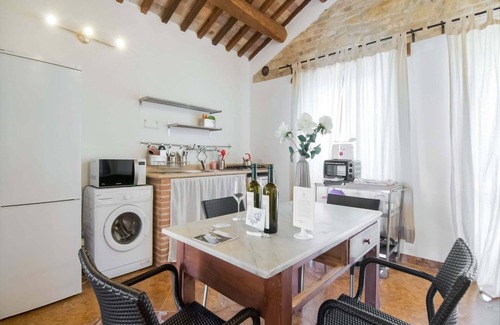 San Savino Apartment | Apartment in Marche near Sandy Beaches